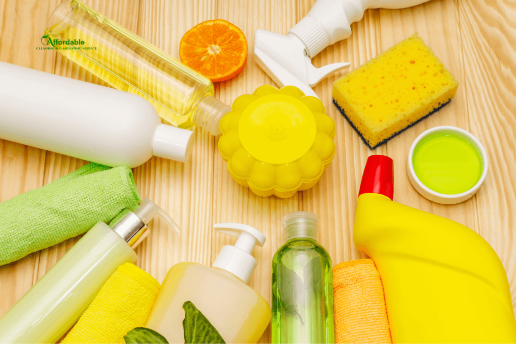 Natural Cleaning Products and Spray Bottles